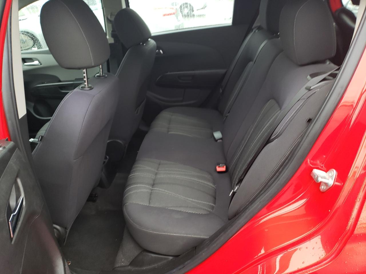 Photo 6 from auction – 2014 CHEVROLET SONIC LT with VIN 1G1JC6SH3E4114889