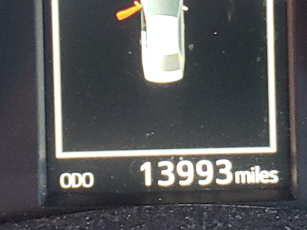 Photo 8 from auction – 2019 TOYOTA COROLLA L with VIN 5YFBURHE6KP932827