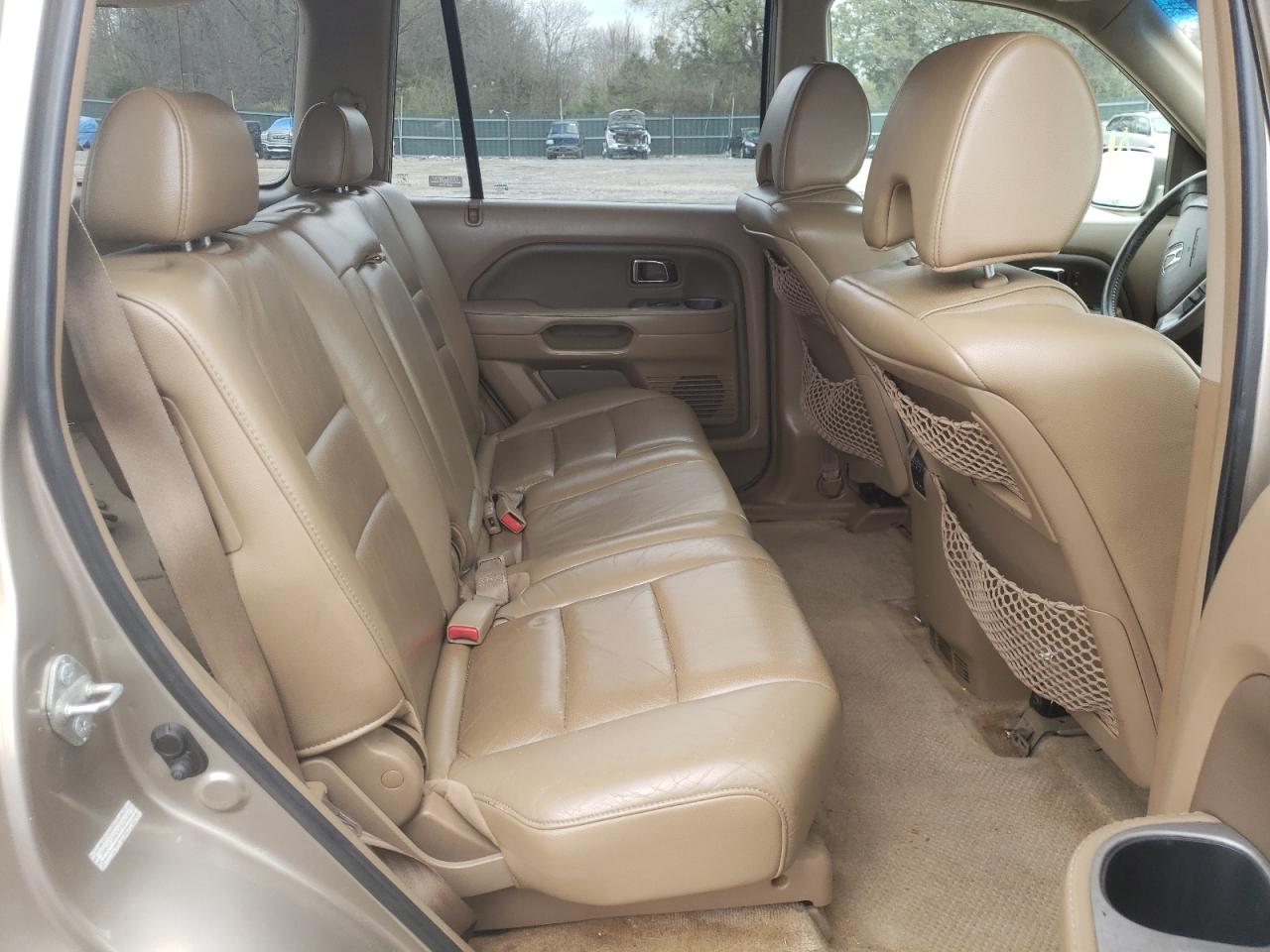 Photo 6 from auction – 2006 HONDA PILOT EX with VIN 2HKYF18636H525646