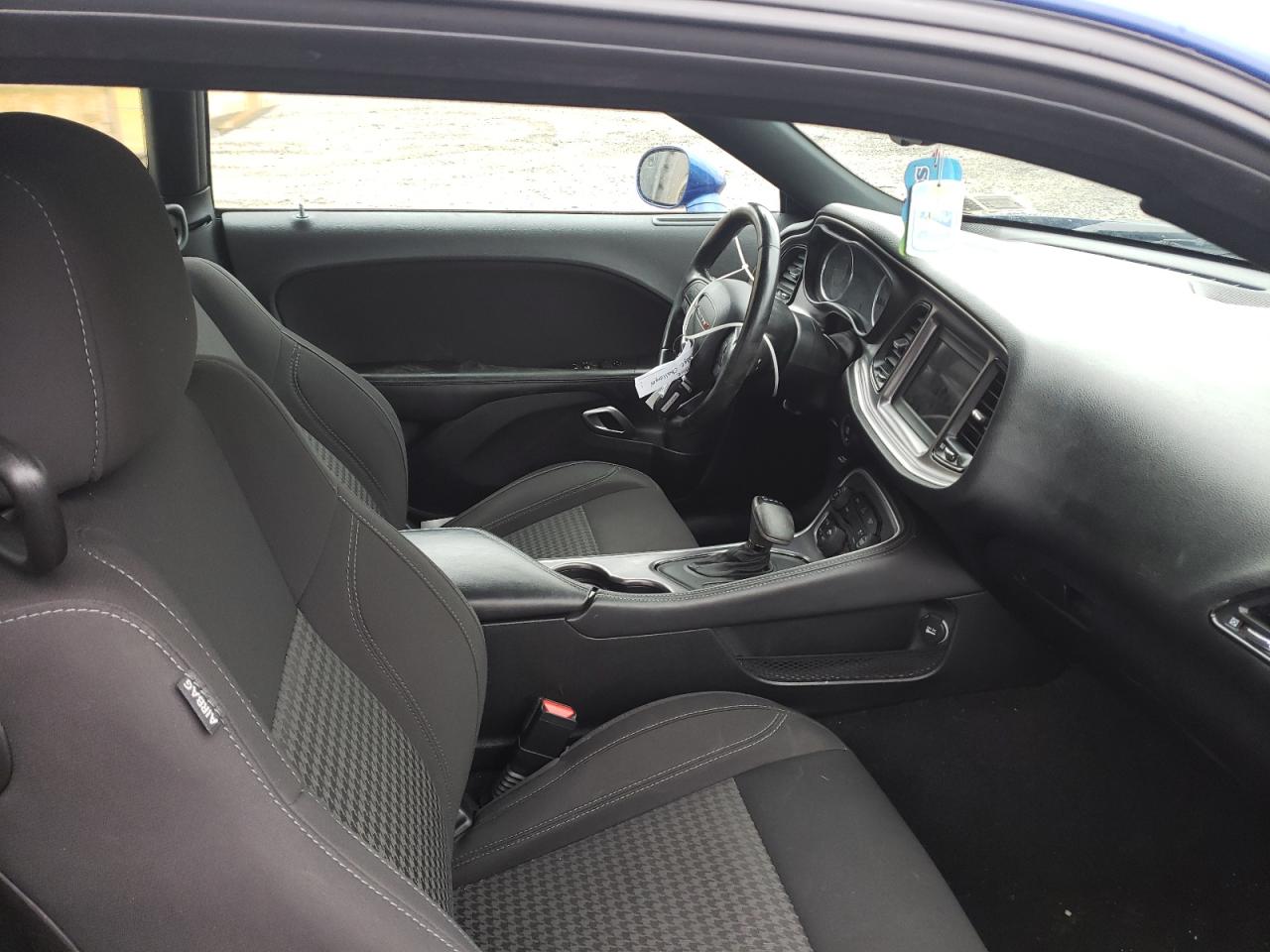 Photo 5 from auction – 2019 DODGE CHALLENGER with VIN 2C3CDZAGXKH656338