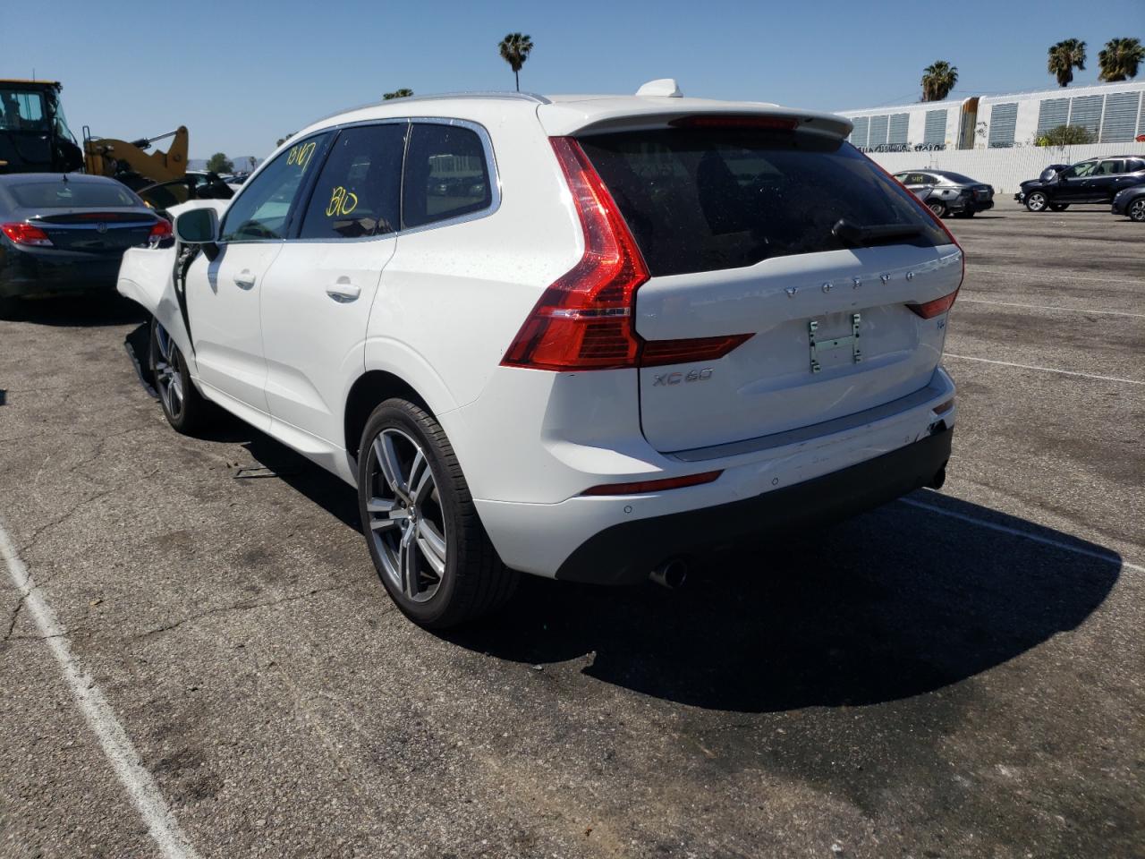 Photo 3 from auction – 2020 VOLVO XC60 T5 MO with VIN YV4102DK2L1491565