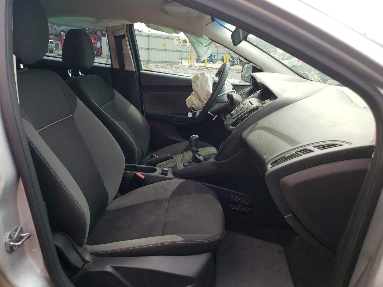 Photo 5 from auction – 2012 FORD FOCUS S with VIN 1FAHP3E26CL362658