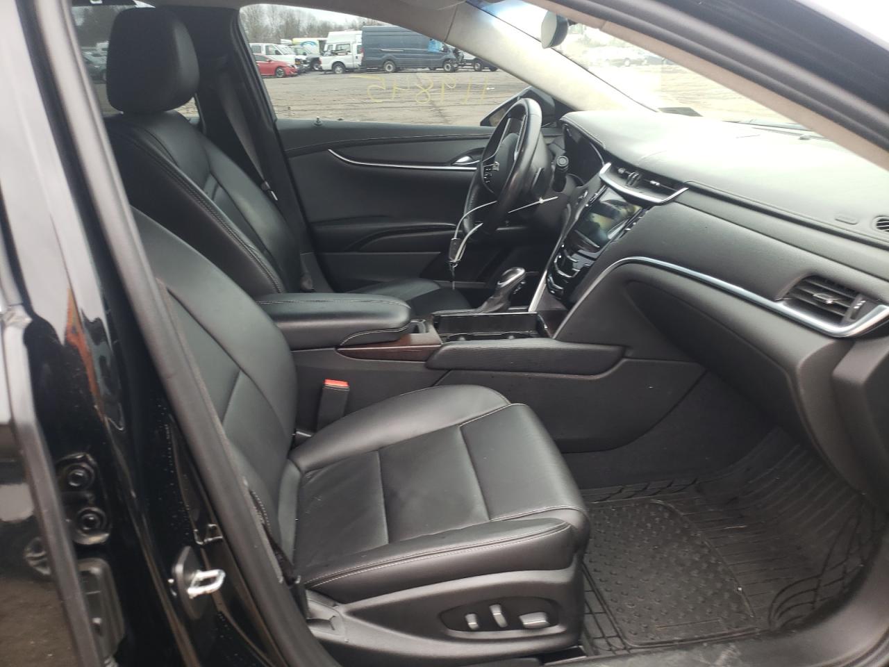 Photo 5 from auction – 2018 CADILLAC XTS with VIN 2G61U5S33J9163541