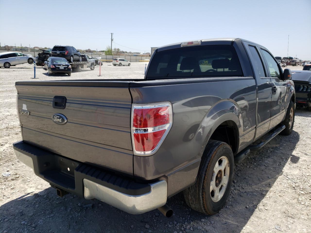 Photo 4 from auction – 2009 FORD F150 SUPER with VIN 1FTRX128X9KB88006
