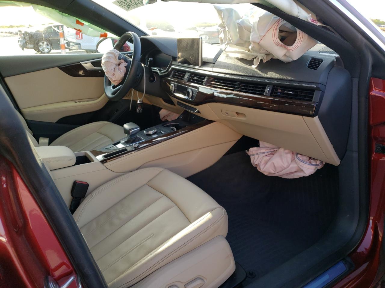Foto 15 de la subasta – 2019 AUDI A5 PREMIUM con VIN WAUBNCF59KA070461
