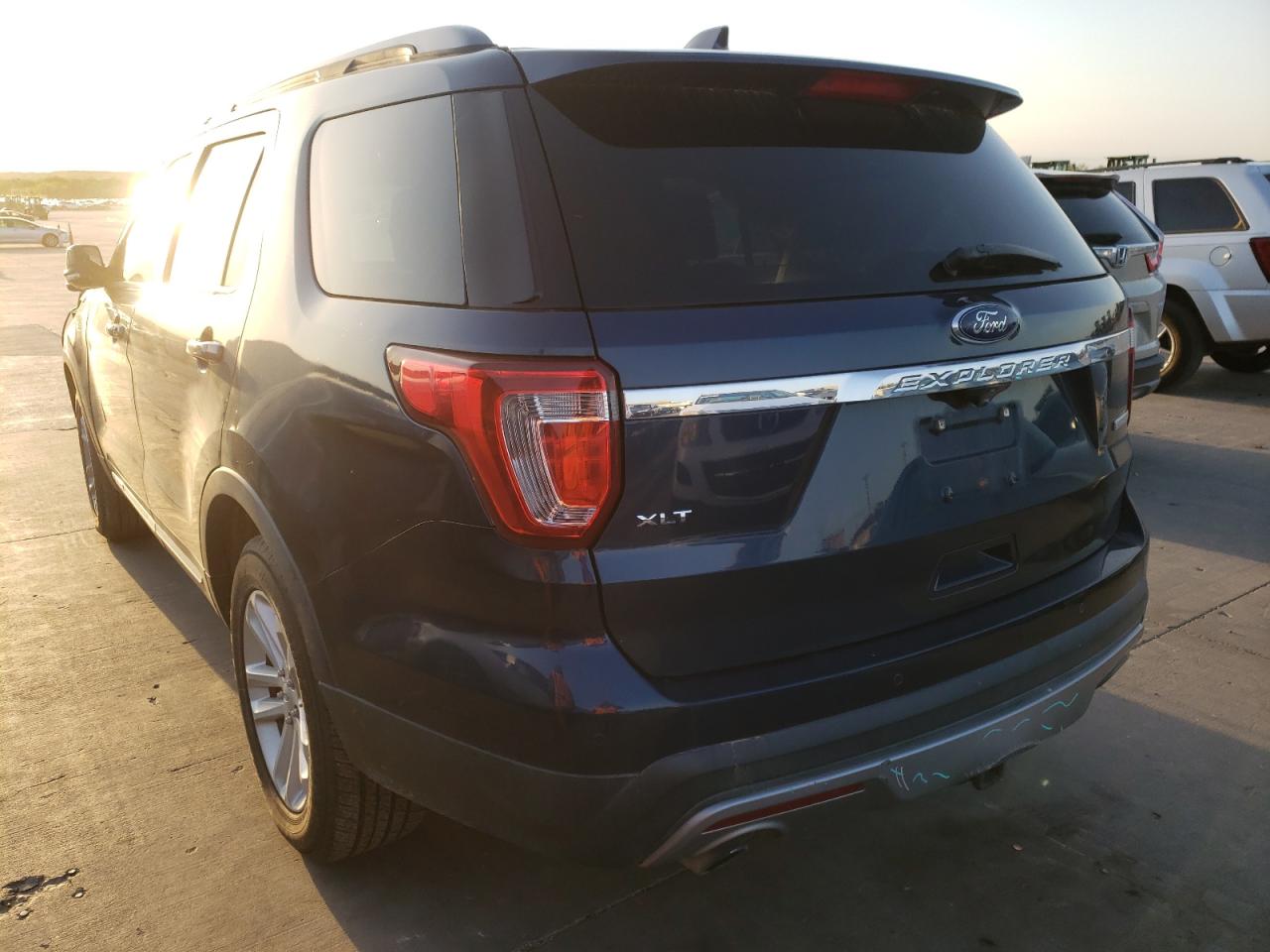 Photo 3 from auction – 2017 FORD EXPLORER X with VIN 1FM5K7DH5HGC20936