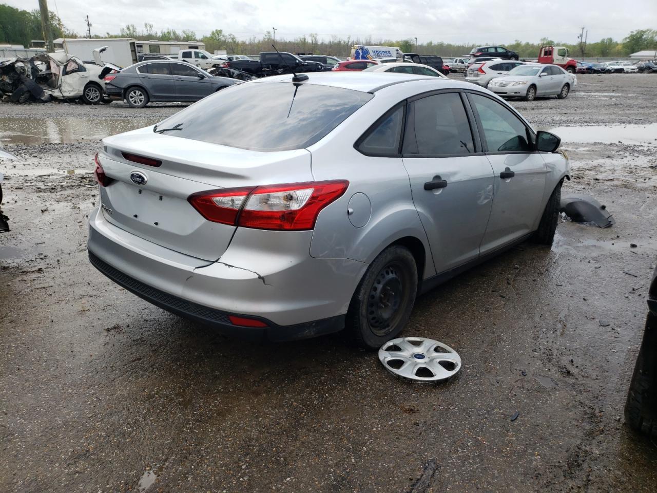 Photo 4 from auction – 2012 FORD FOCUS S with VIN 1FAHP3E26CL362658