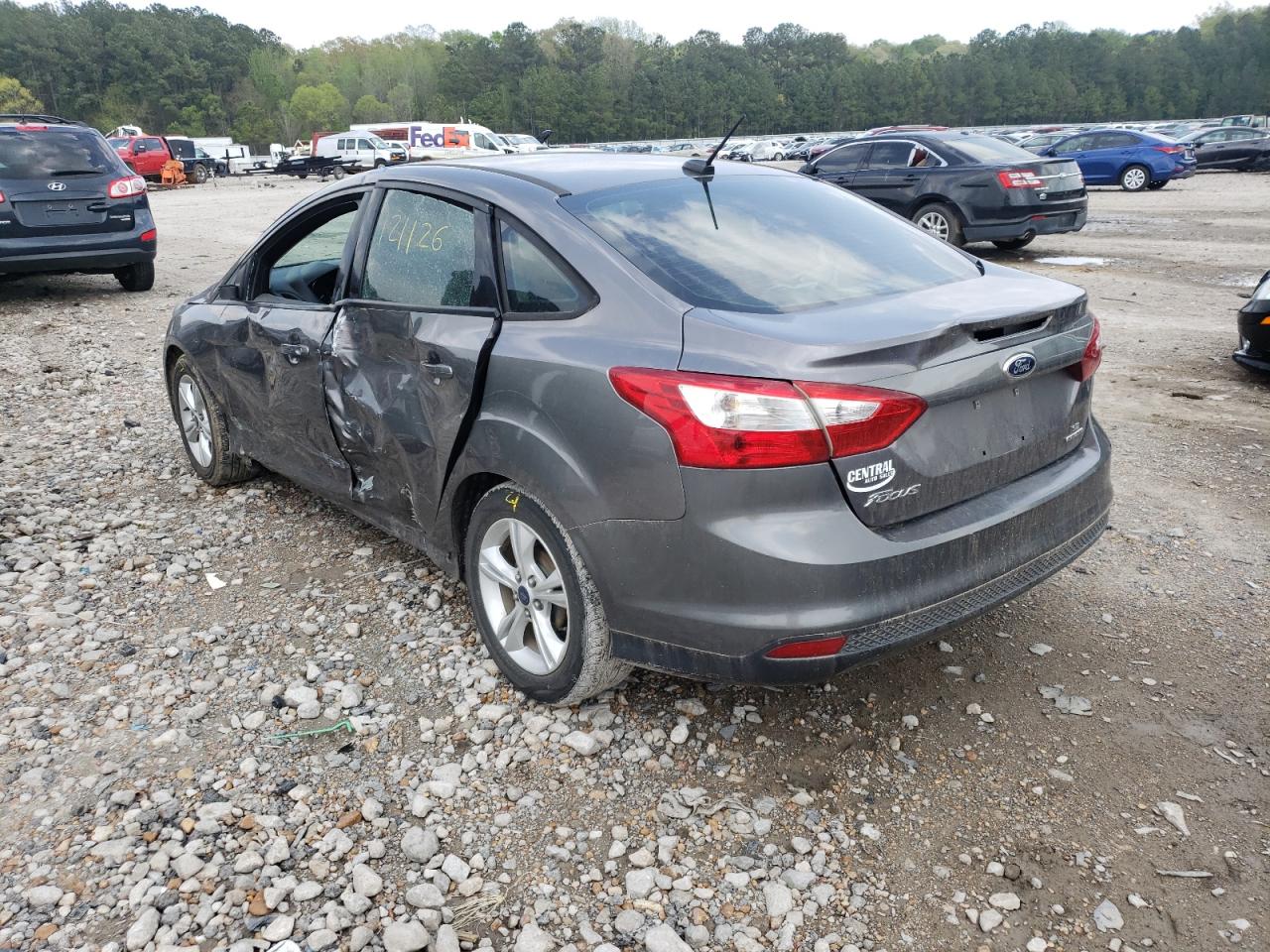Photo 3 from auction – 2014 FORD FOCUS SE with VIN 1FADP3F28EL406255