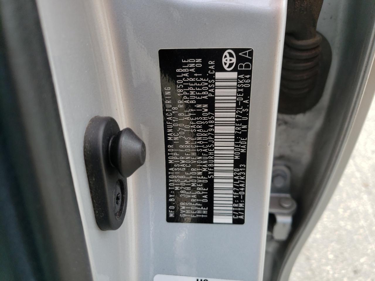 Photo 10 from auction – 2018 TOYOTA COROLLA L with VIN 5YFBURHE5JP794857