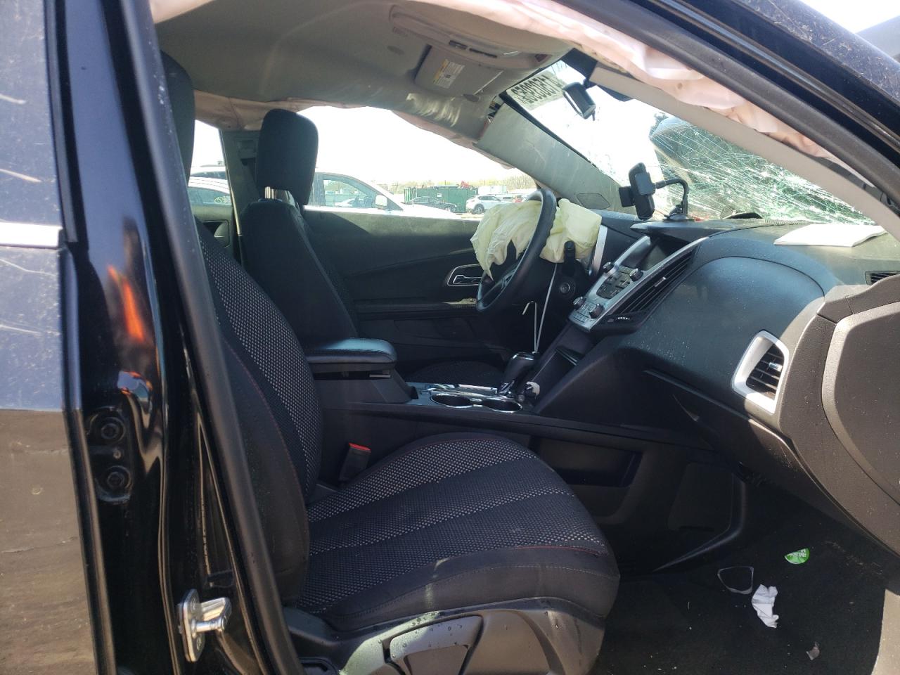 Photo 5 from auction – 2017 CHEVROLET EQUINOX LS with VIN 2GNFLEEK8H6233224