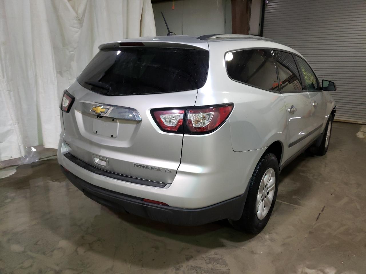 Photo 4 from auction – 2014 CHEVROLET TRAVERSE L with VIN 1GNKRFED9EJ346523