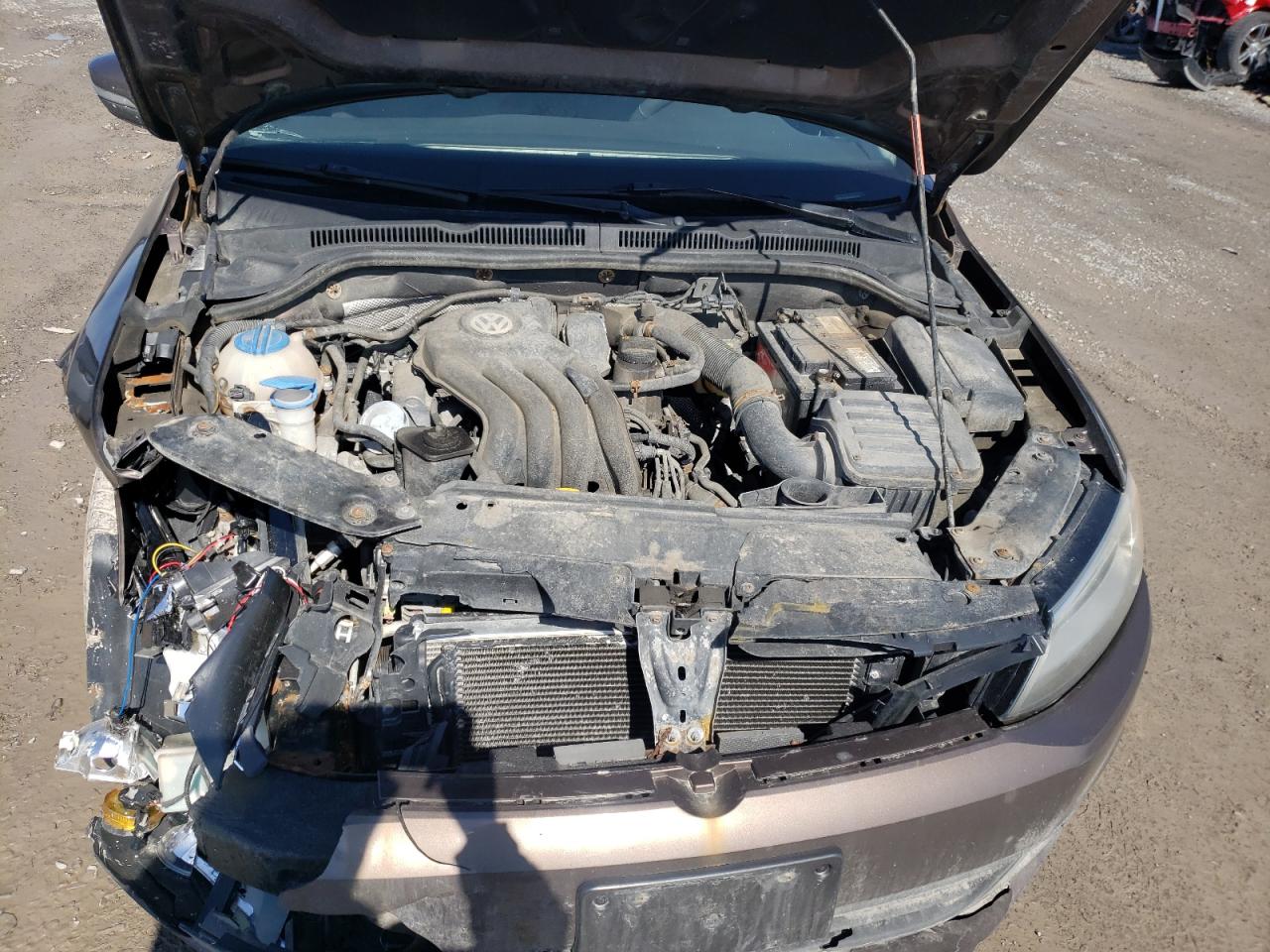 Photo 7 from auction – 2012 VOLKSWAGEN JETTA with VIN 3VWDK7AJ6CM392203