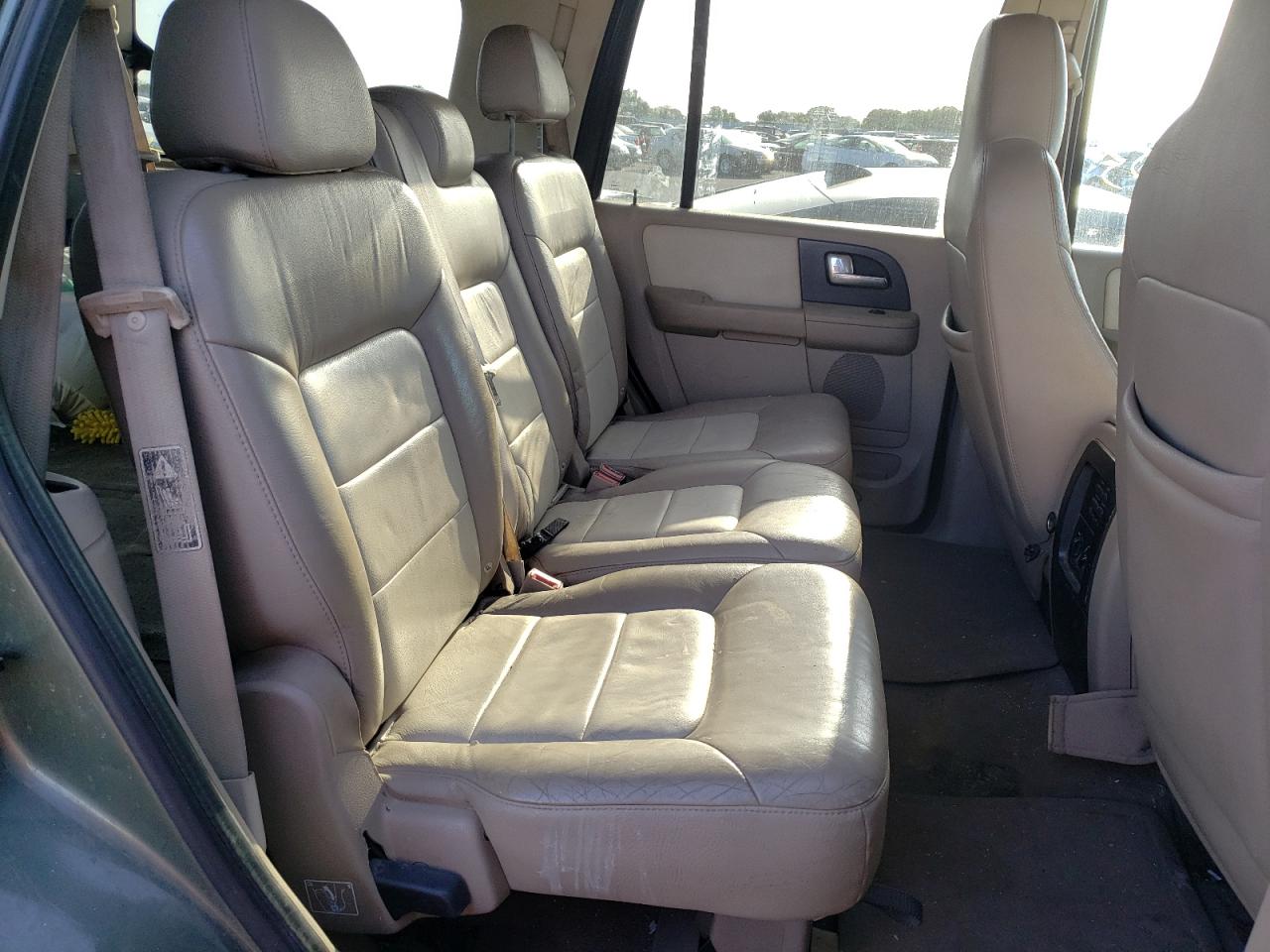 Photo 6 from auction – 2003 FORD EXPEDITION with VIN 1FMFU18L93LA56052