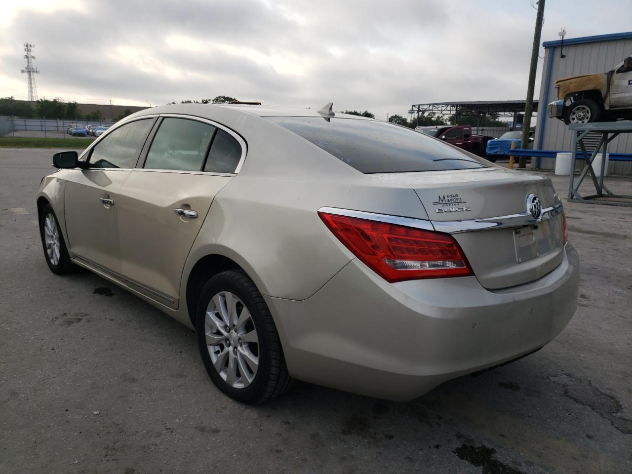 Photo 3 from auction – 2014 BUICK LACROSSE with VIN 1G4GB5GR3EF251556