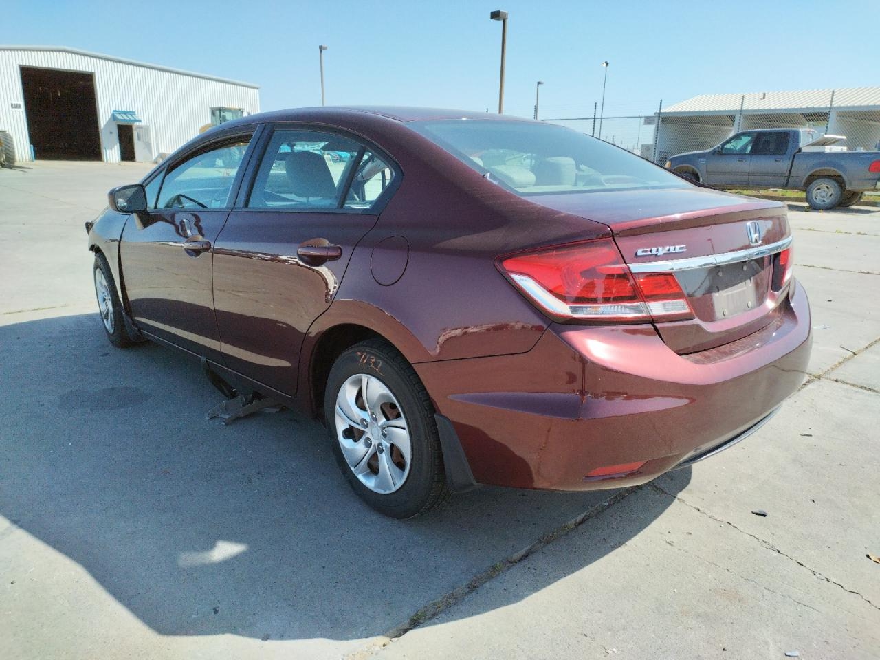 Photo 3 from auction – 2014 HONDA CIVIC LX with VIN 19XFB2F51EE253331