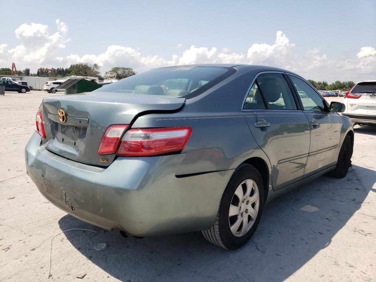 Photo 4 from auction – 2007 TOYOTA CAMRY CE with VIN 4T1BE46K77U676678