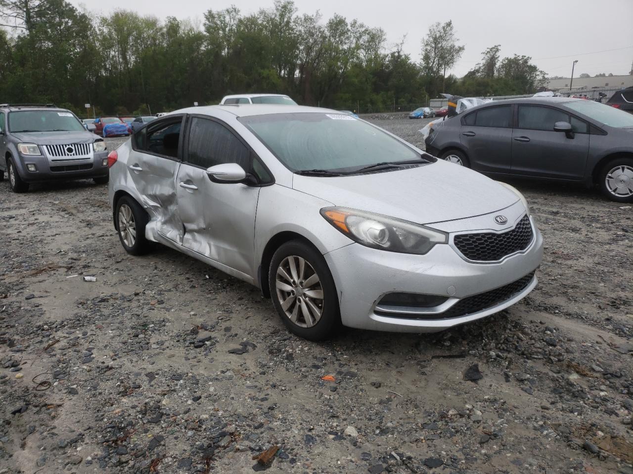 KIA FORTE LX 2014 with VIN KNAFX4A69E5206439 - Photo from auction