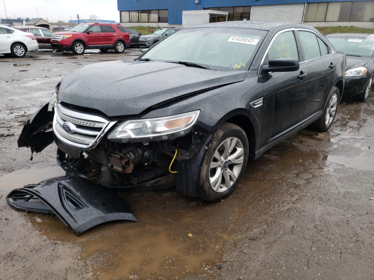 Photo 2 from auction – 2010 FORD TAURUS SEL with VIN 1FAHP2EW0AG129507