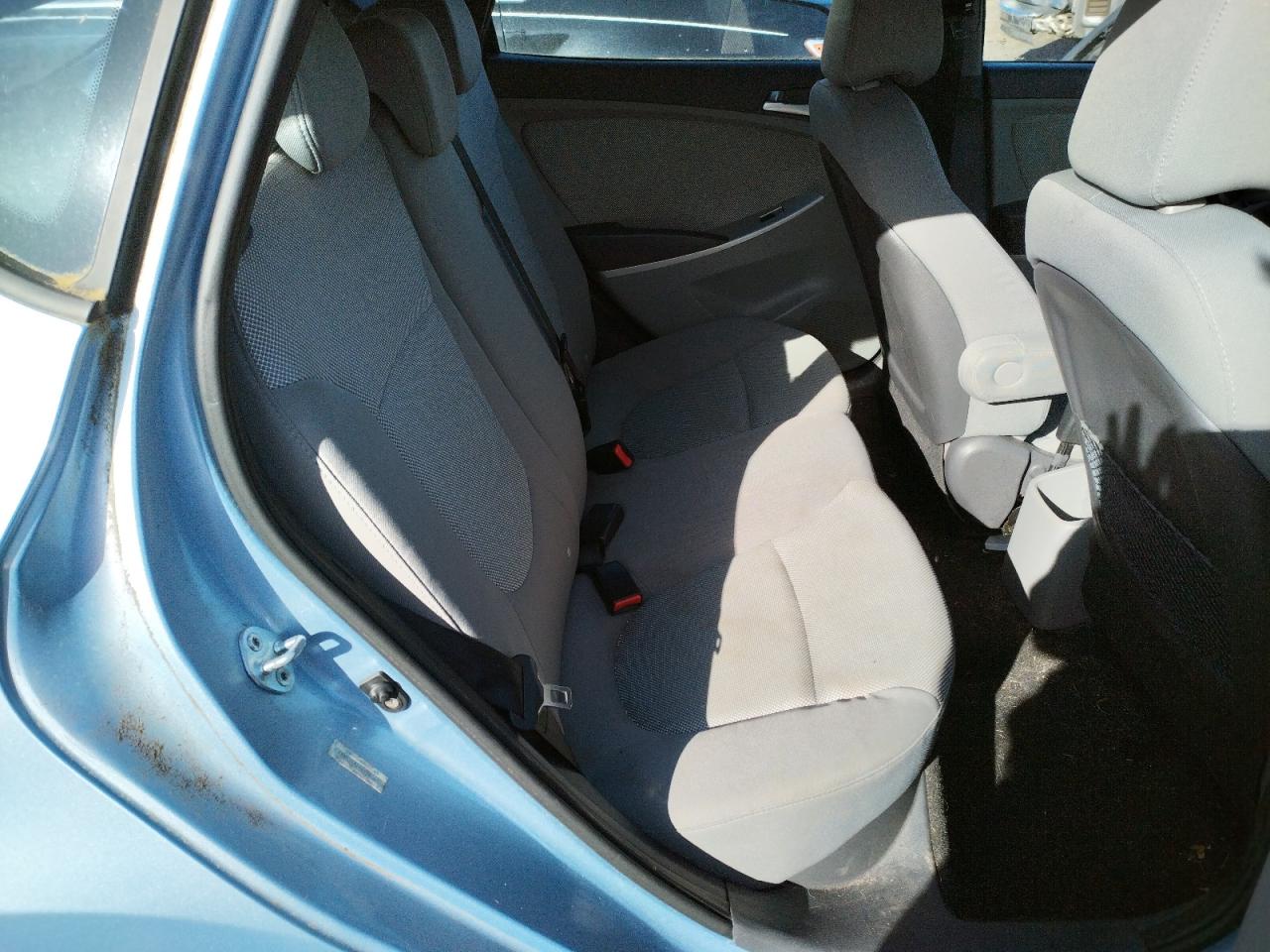 Photo 6 from auction – 2012 HYUNDAI ACCENT GLS with VIN KMHCT5AEXCU021197