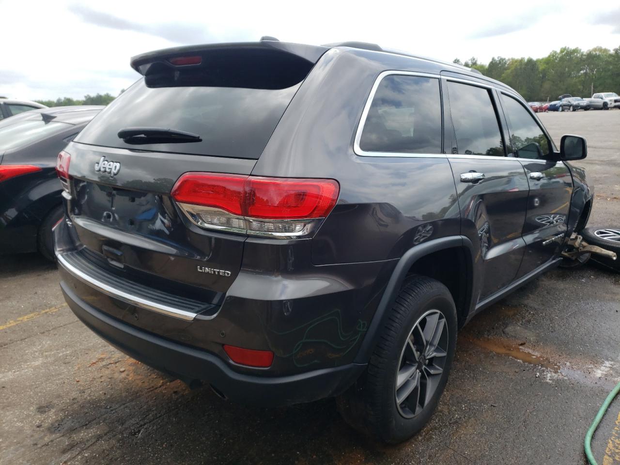 Photo 4 from auction – 2019 JEEP GR CHEROKE with VIN 1C4RJFBG6KC750795