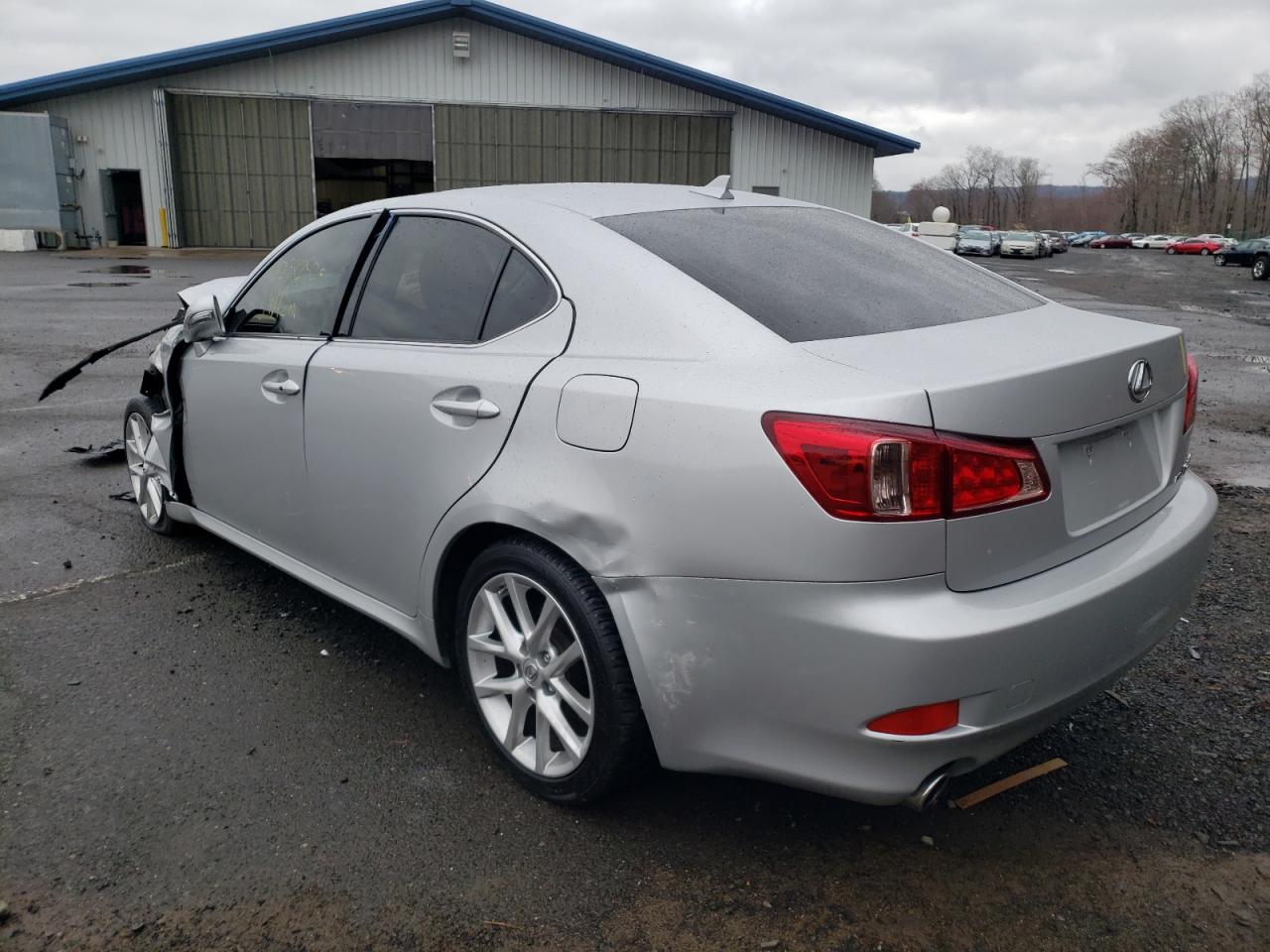 Photo 3 from auction – 2011 LEXUS IS 250 with VIN JTHCF5C29B5052365