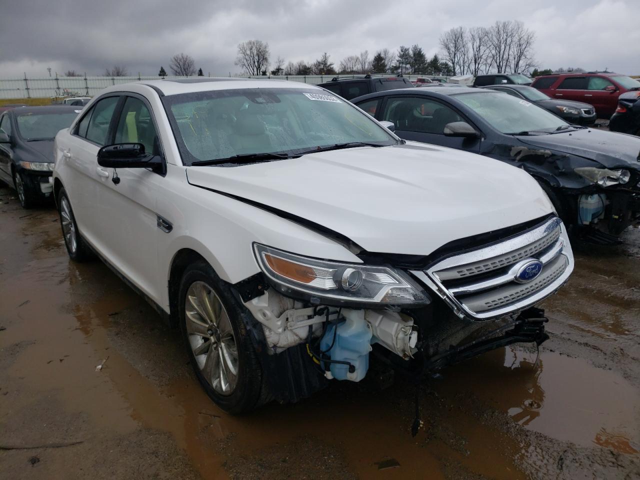 FORD TAURUS LIM 2011 مع رقم تعريف المركبة 1FAHP2FW8BG161542 - صورة من المزاد