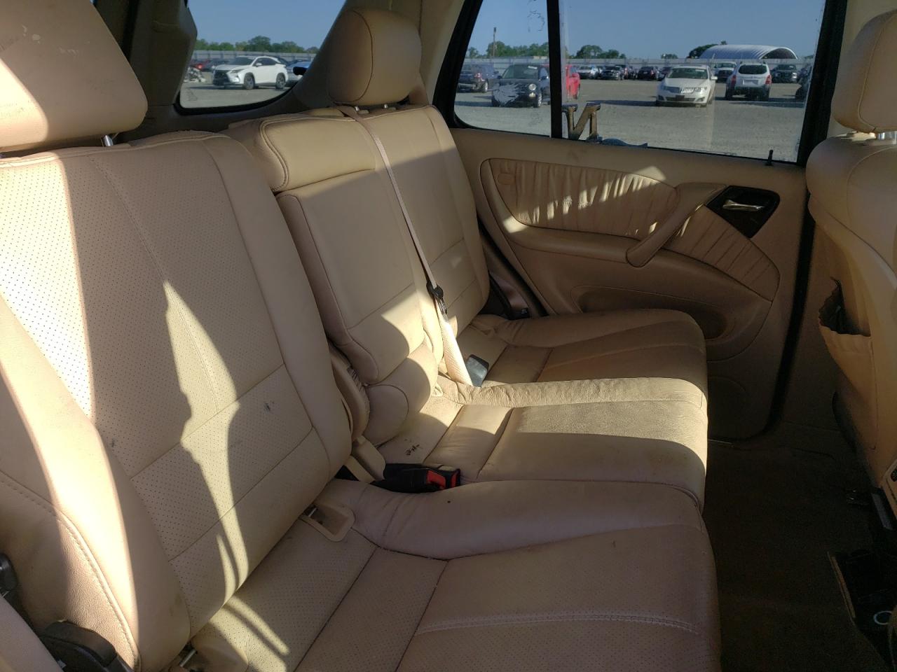 Photo 6 from auction – 2002 MERCEDES-BENZ ML 320 with VIN 4JGAB54E32A304417