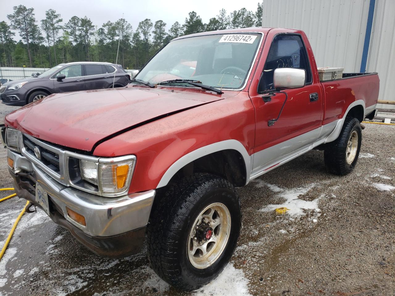 Photo 2 from auction – 1994 TOYOTA PICKUP with VIN 4TARN01P2RZ271098