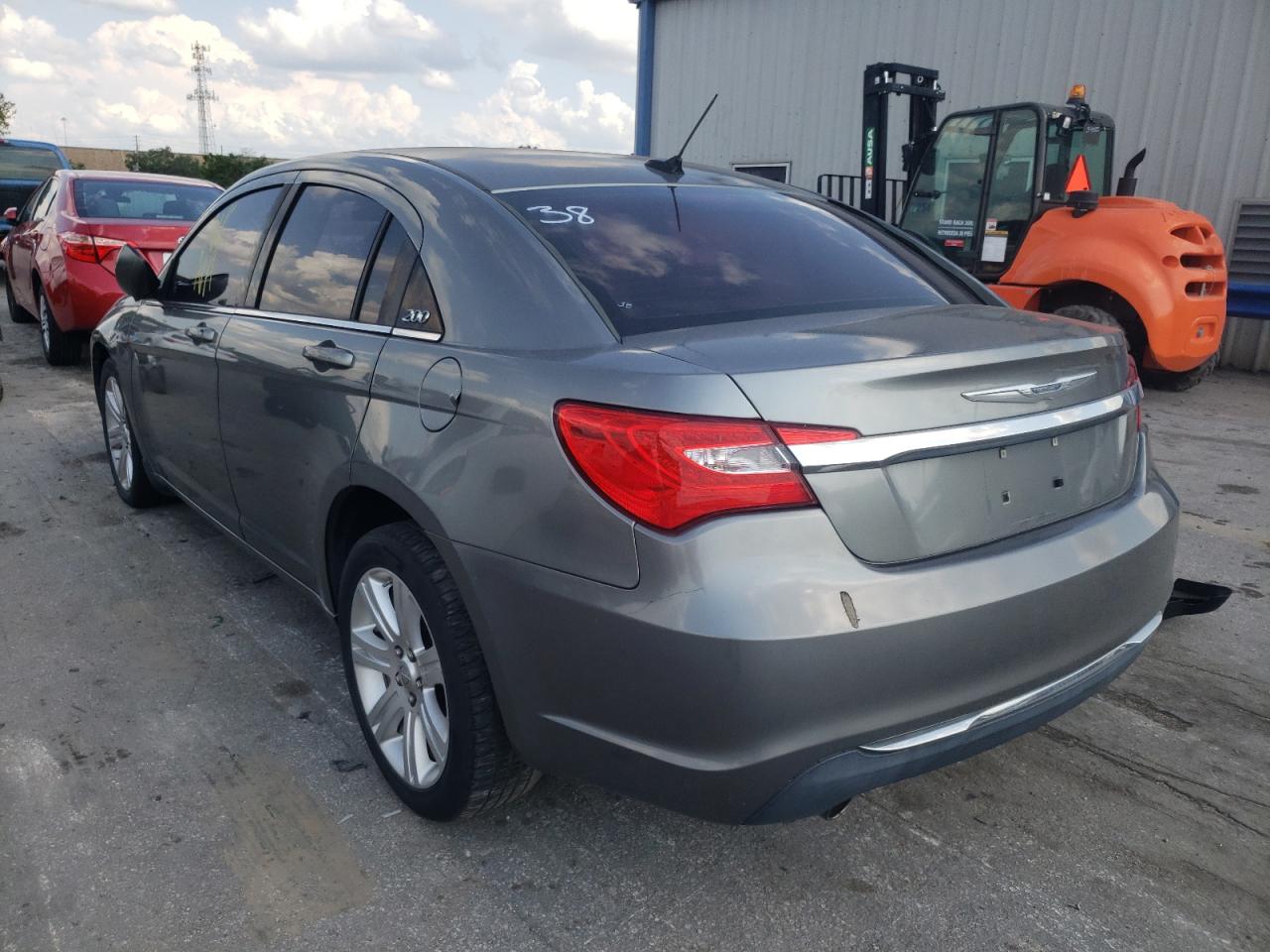 Photo 3 from auction – 2012 CHRYSLER 200 TOURIN with VIN 1C3CCBBG8CN120957