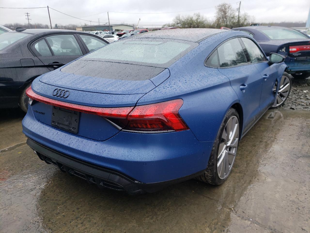Photo 4 from auction – 2022 AUDI E-TRON GT with VIN WAUEJBFW8N7005243