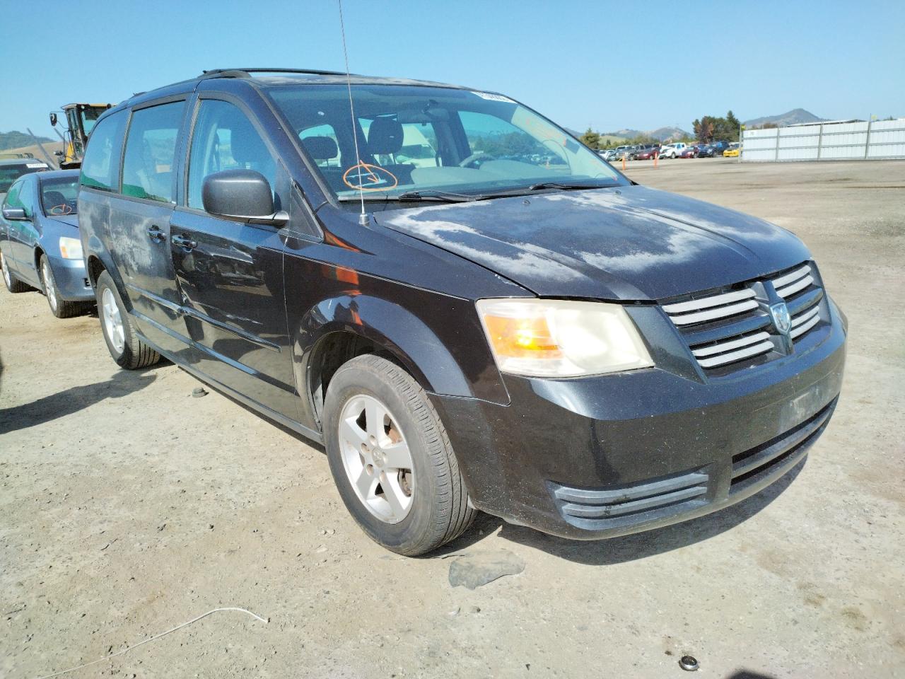 Photo 9 from auction – 2010 DODGE GRAND CARA with VIN 2D4RN4DE9AR130326