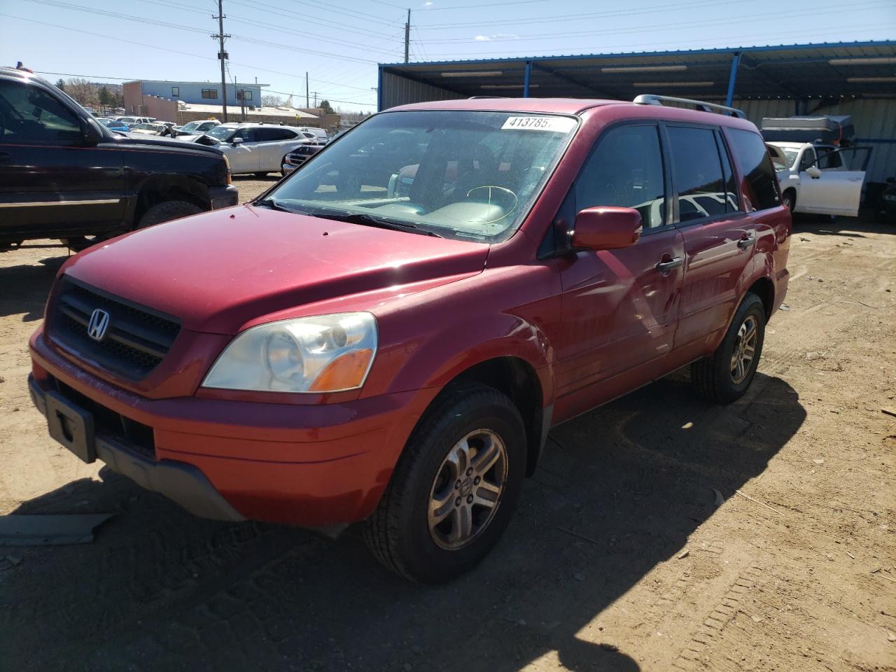 Photo 2 from auction – 2004 HONDA PILOT EXL with VIN 2HKYF18534H617585