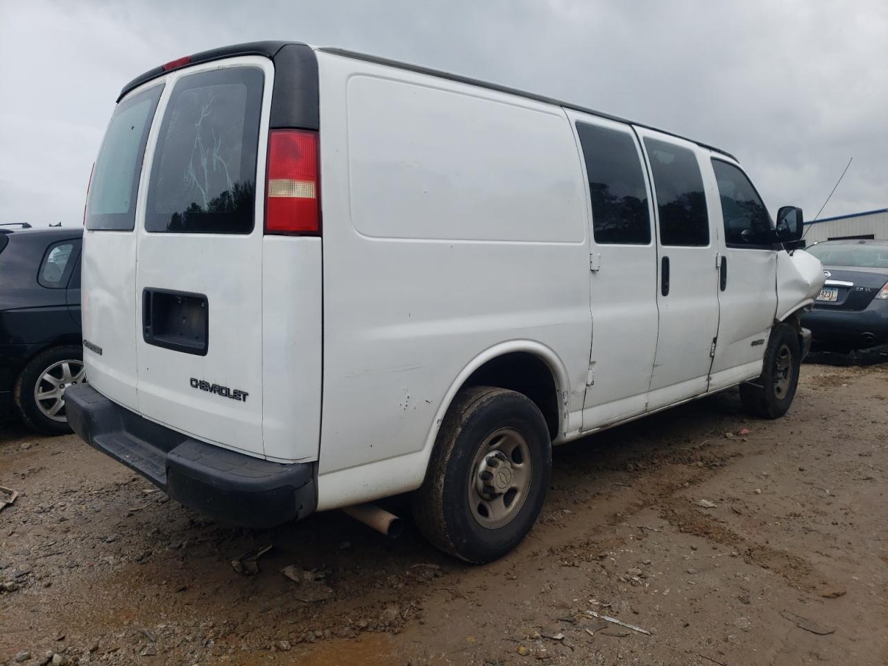Photo 4 from auction – 2005 CHEVROLET EXPRESS G2 with VIN 1GCGG25VX51266248