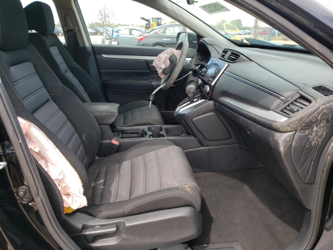 Photo 5 from auction – 2017 HONDA CR-V LX with VIN 7FARW5H38HE012805