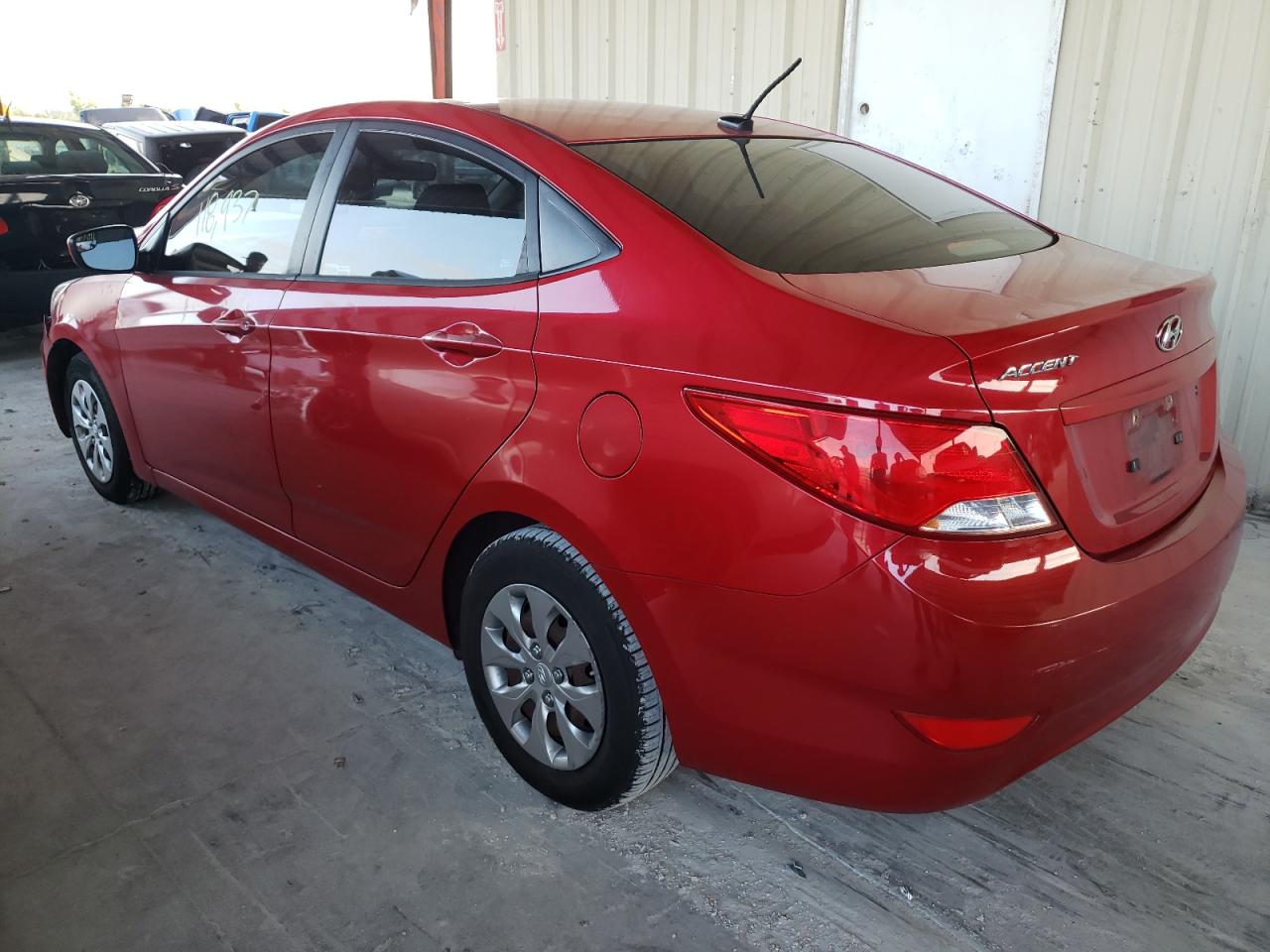 Photo 3 from auction – 2015 HYUNDAI ACCENT GLS with VIN KMHCT4AE3FU843855