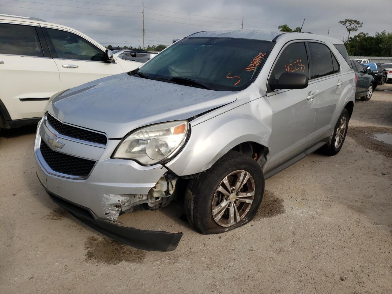 Photo 2 from auction – 2011 CHEVROLET EQUINOX LS with VIN 2CNALBEC0B6263962