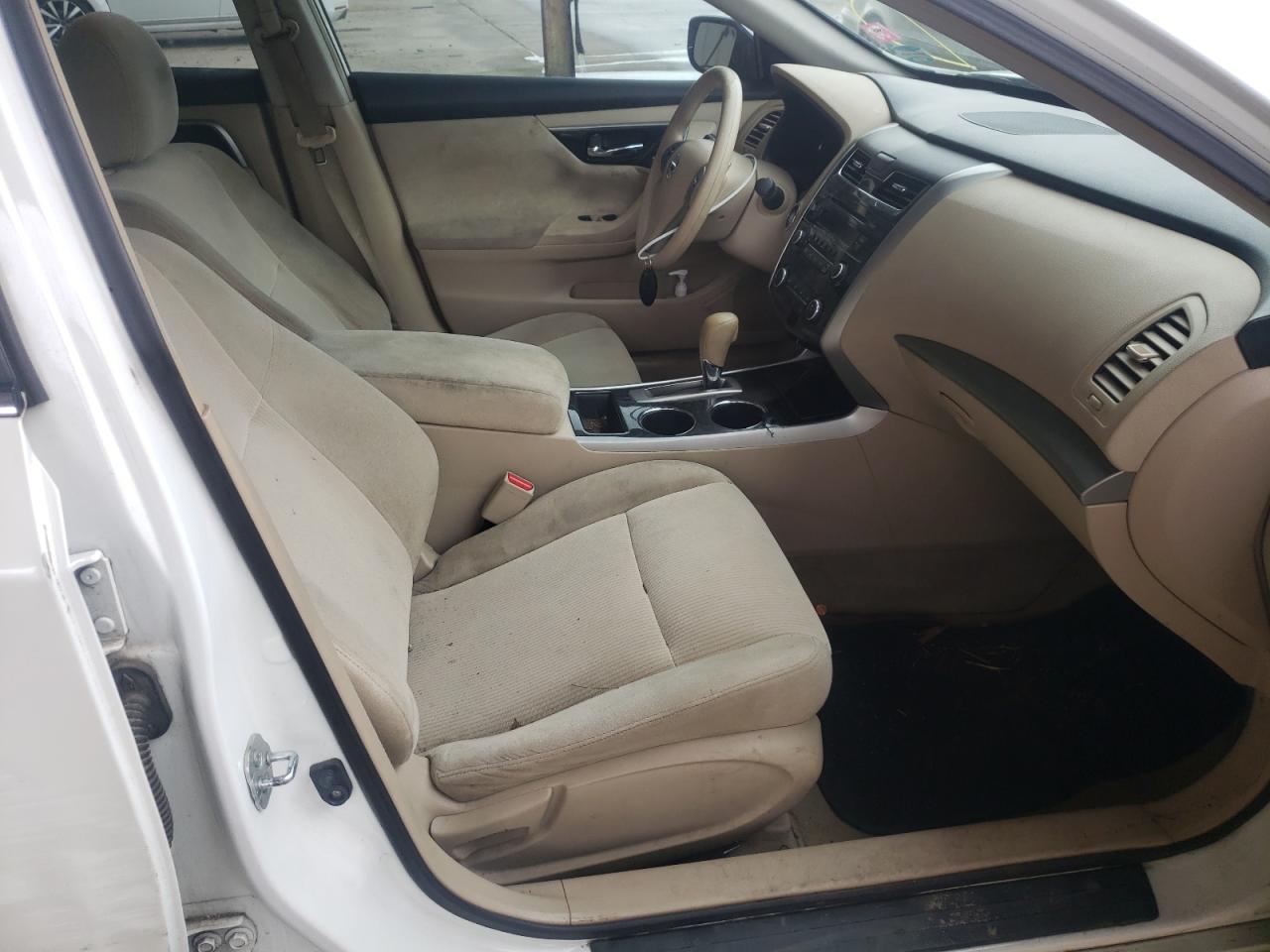 Photo 5 from auction – 2013 NISSAN ALTIMA 2.5 with VIN 1N4AL3AP4DC162409