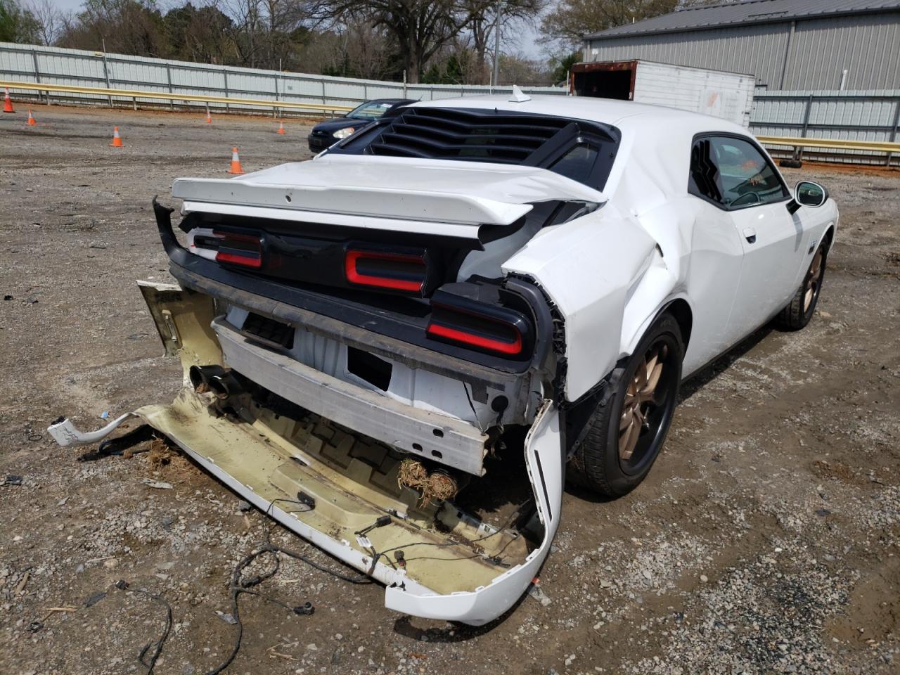 Photo 4 from auction – 2016 DODGE CHALLENGER with VIN 2C3CDZBT2GH256499