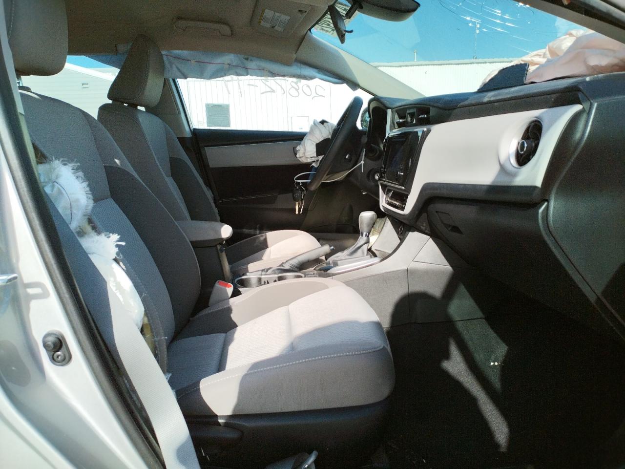 Photo 5 from auction – 2019 TOYOTA COROLLA L with VIN 5YFBURHE4KP878282