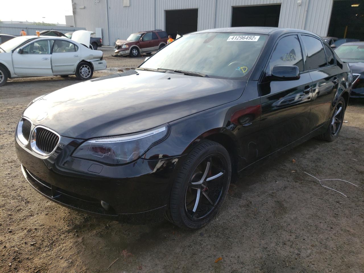 Photo 2 from auction – 2006 BMW 530 I with VIN WBANE73586CM33805