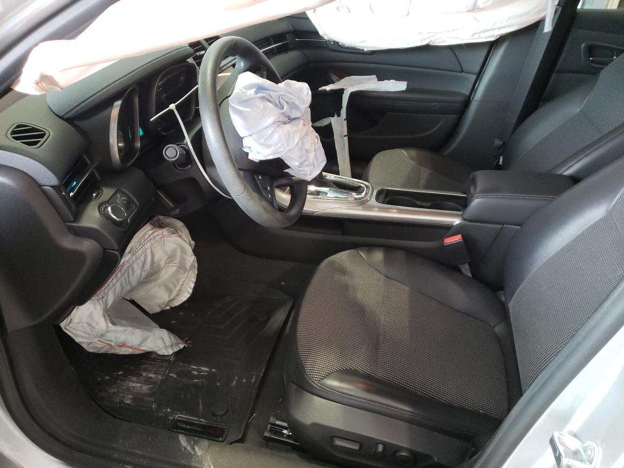 Photo 5 from auction – 2013 CHEVROLET MALIBU 1LT with VIN 1G11C5SA0DF354837