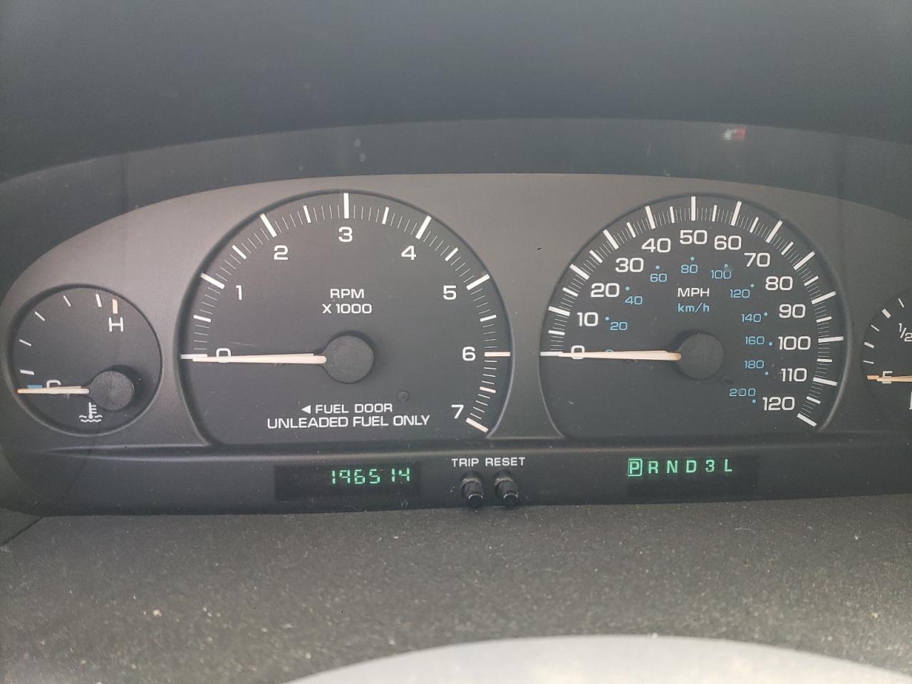 Photo 8 from auction – 1999 DODGE GRAND CARA with VIN 1B4GP44G1XB896488