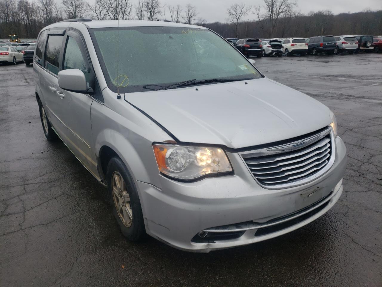CHRYSLER TOWN & COU 2011 with VIN 2A4RR5DG7BR703003 - Photo from auction