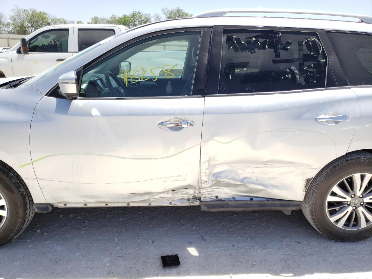 Photo 9 from auction – 2019 NISSAN PATHFINDER with VIN 5N1DR2MN0KC610387