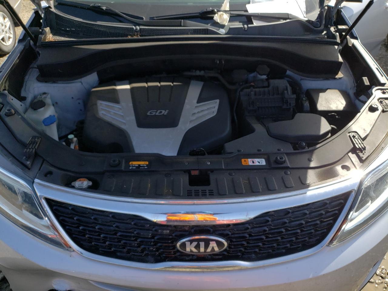 Photo 7 from auction – 2014 KIA SORENTO EX with VIN 5XYKUDA78EG477325