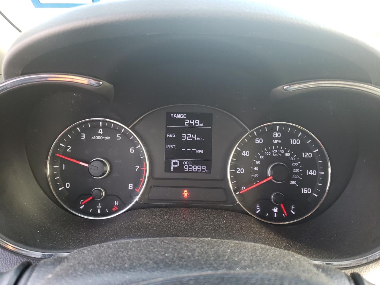 Photo 8 from auction – 2016 KIA FORTE LX with VIN KNAFX4A6XG5608215