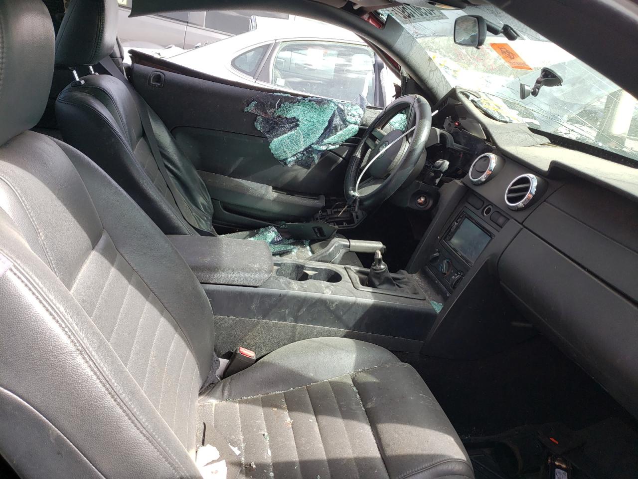 Photo 5 from auction – 2006 FORD MUSTANG with VIN 1ZVFT80N565139870