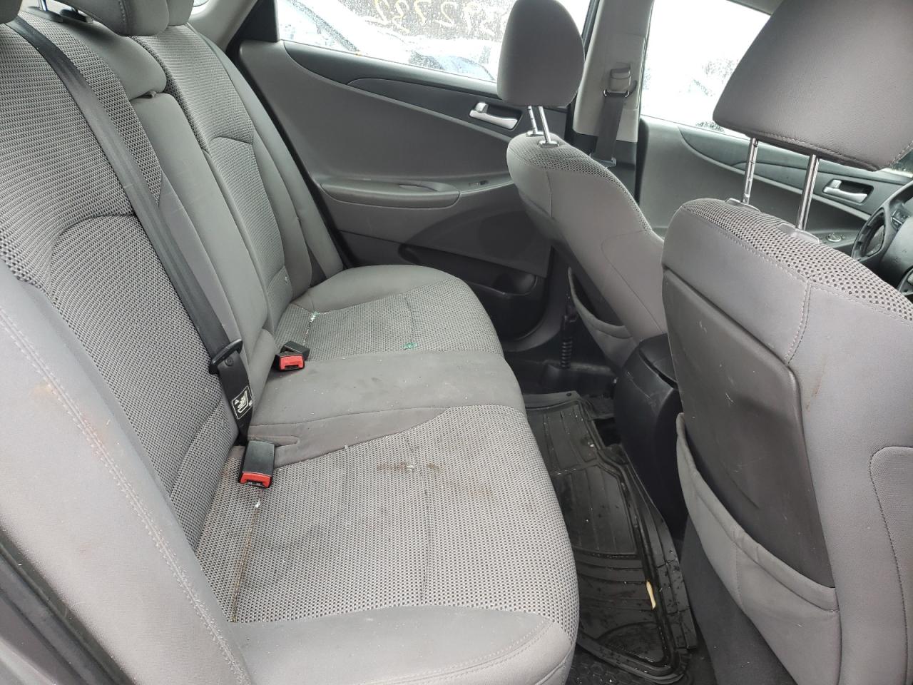 Photo 6 from auction – 2011 HYUNDAI SONATA GLS with VIN 5NPEB4AC6BH145582