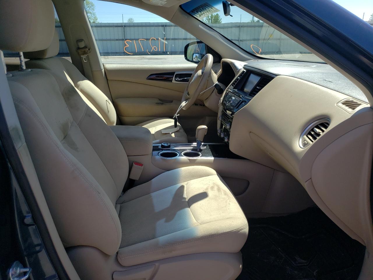 Photo 5 from auction – 2014 NISSAN PATHFINDER with VIN 5N1AR2MM7EC608828