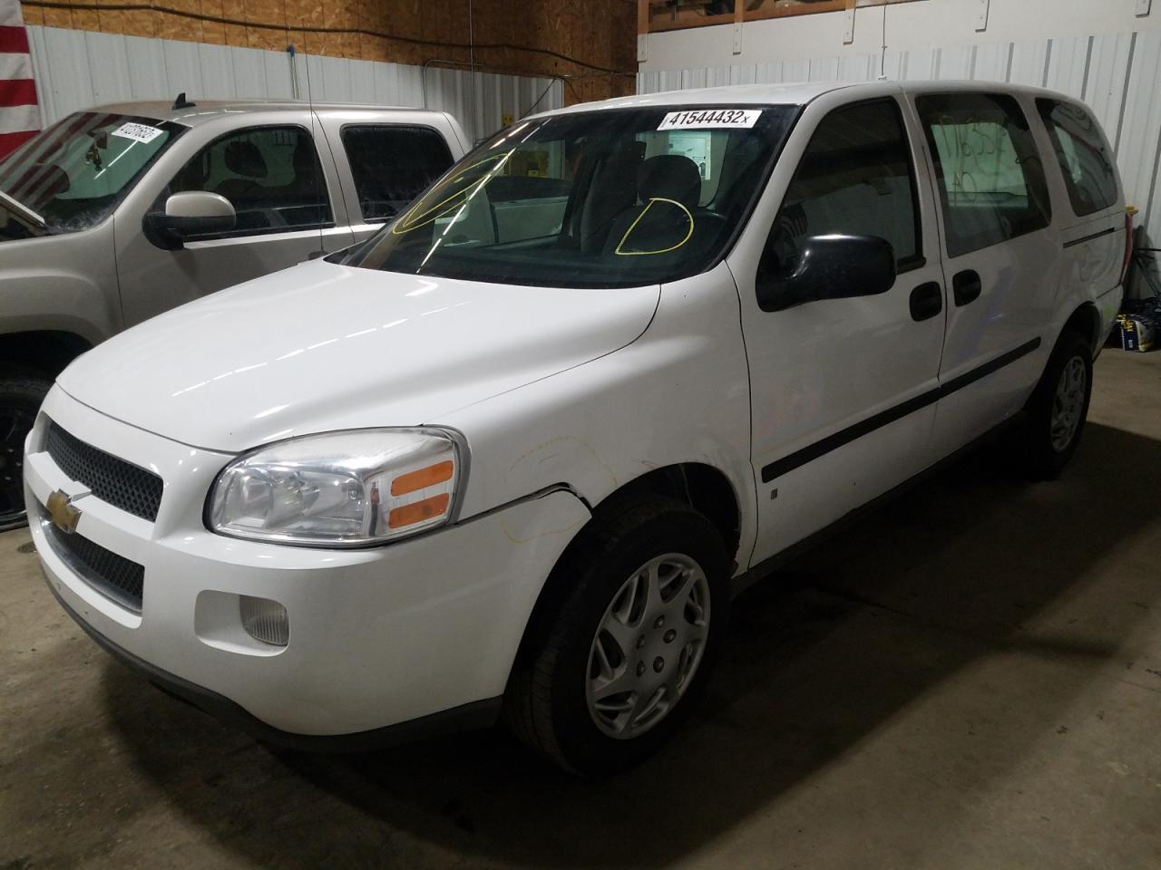 Photo 2 from auction – 2007 CHEVROLET UPLANDER I with VIN 1GBDV13W77D208862